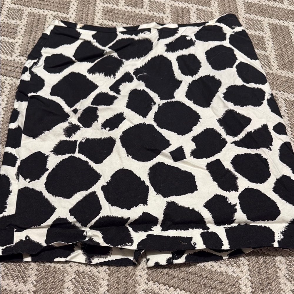 LOFT Black and White Mini Pencil Skirt for Night Out Size 8P